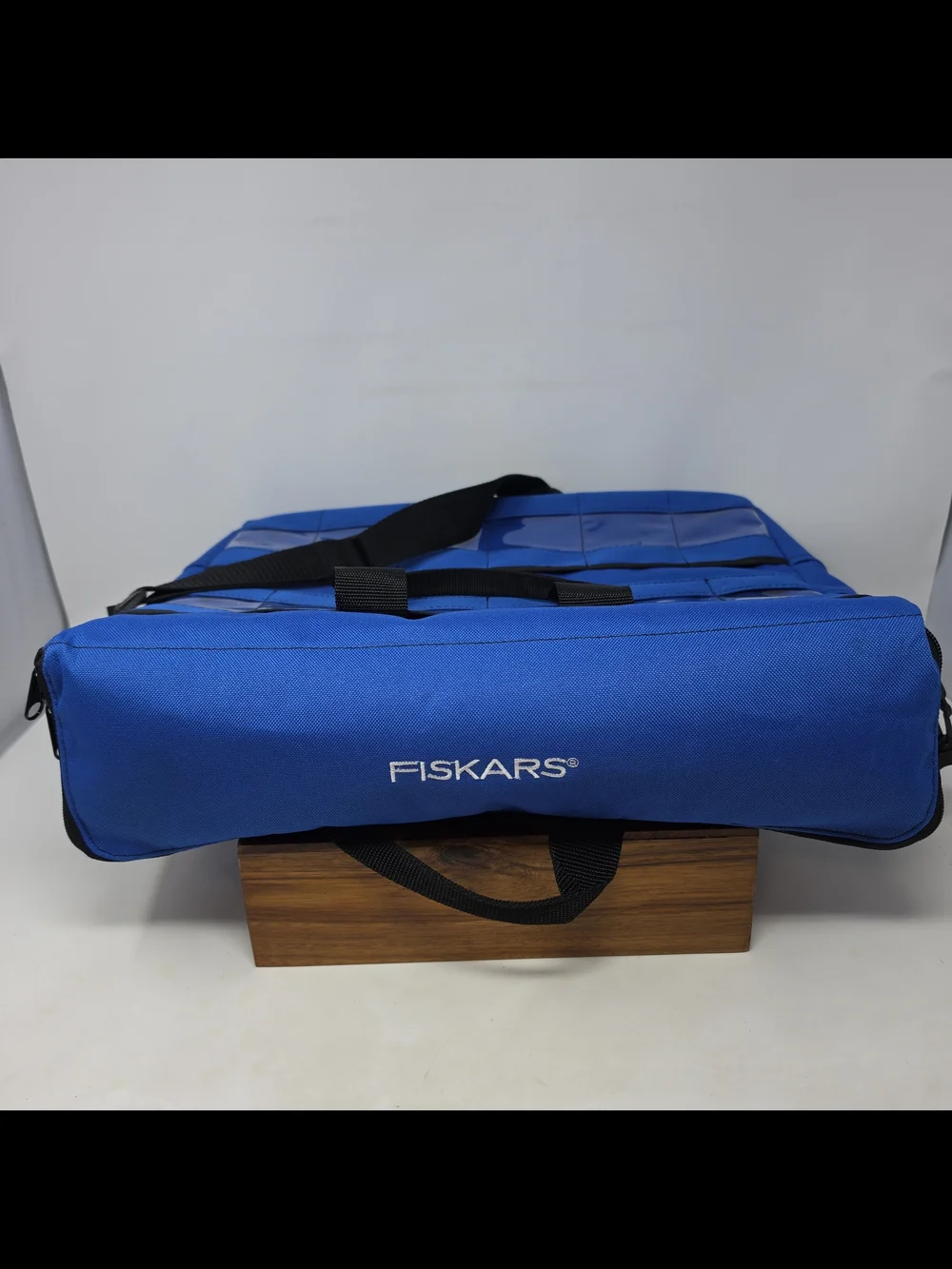 Fiskars blue art